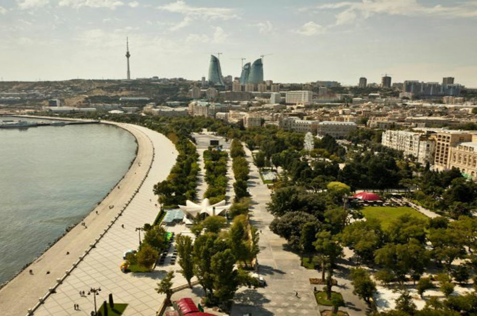 Фото в баку бульвар